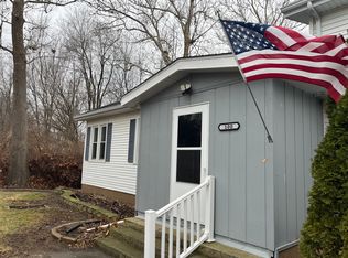 100 Dixon Ave APT B, Kappa, IL 61738