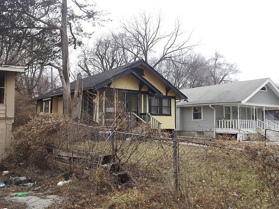 3rd image of 6820 Bellefontaine Ave