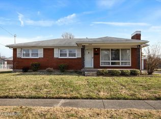 8707 Seaforth Dr, Louisville, KY 40258