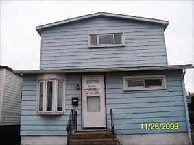 2nd image of 2560 Jefferson St