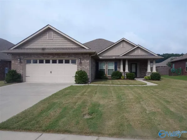 12616 Holstein Ln SW, Huntsville, AL 35803