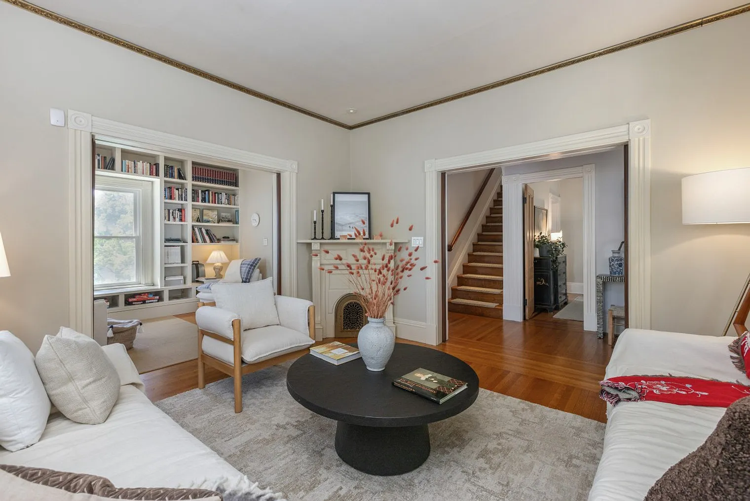 4 bed, 1.5 bath, $8,283 — Photo 3