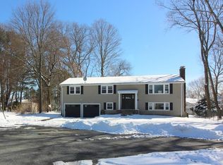 1 Russell Cir, Framingham, MA 01702