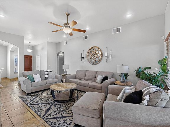 5th image of 4426 La Cienaga Pl