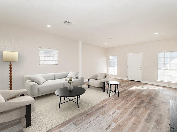 3rd image of 2813 N Rocheblave St