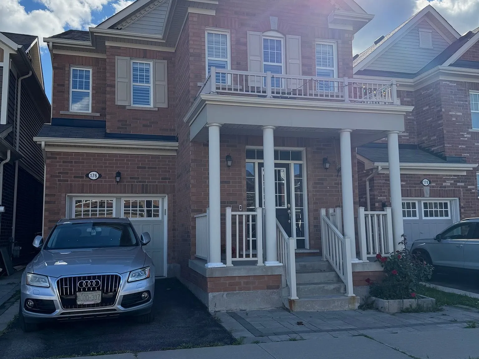 4 bed, $3,200 — Photo 1