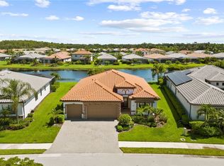 11894 White Stone Dr, Fort Myers, FL 33913