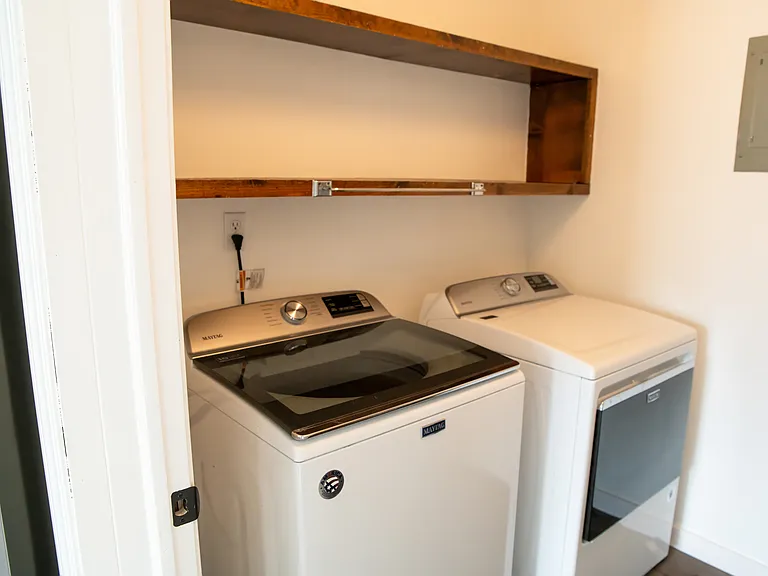 Center 45 Apartments — Photo 9