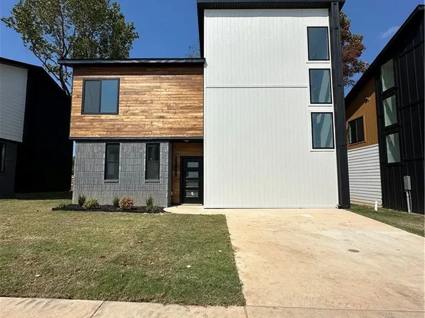 2603 W Bonnie Ln, Rogers, AR 72758