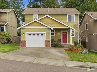 6860 Aquene Loop NE, Bremerton, WA 98311
