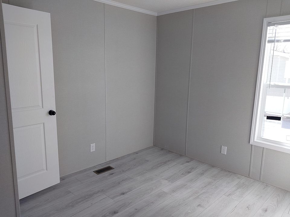 1st image of 4901 Pleasant Ridge Dr #1a0