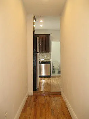 Rented by Tower Brokerage | media 18