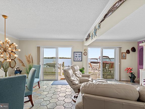 5th image of 419 Bayshore Dr Unit 101