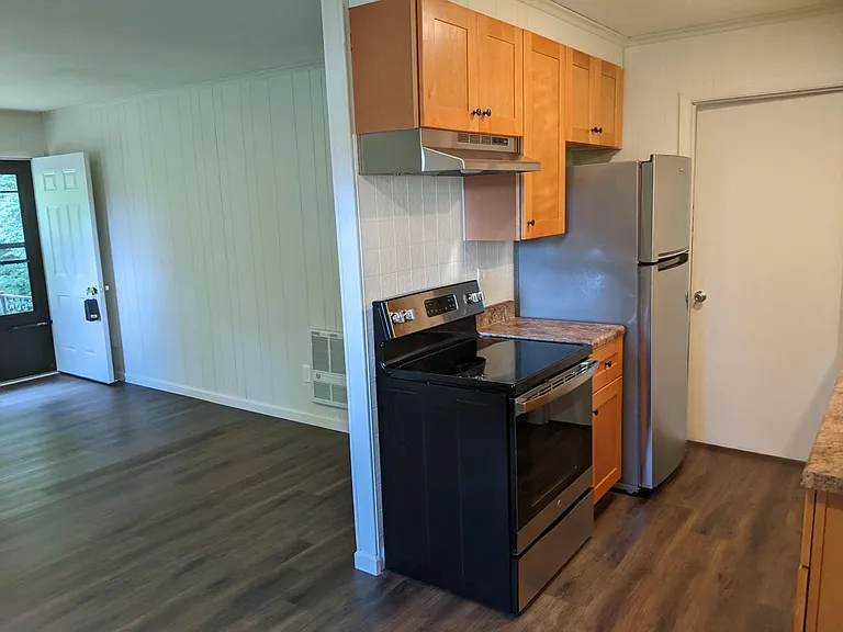 554 Love Hollow Rd — Photo 14