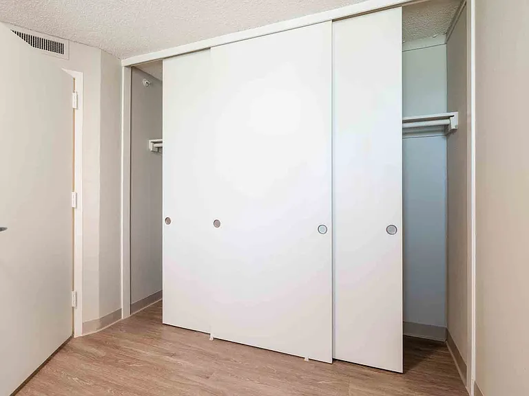 Memorial Towers Senior Apartments — Photo 5