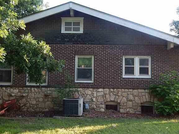 2nd image of 308 S 2nd St