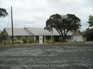 505 Mountain Top Dr, Kerrville, TX 78028