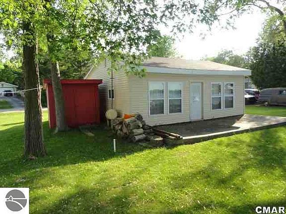 3rd image of 5478 Lake Shore Dr