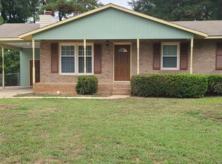 1504 Foxwood Dr, Garner, NC 27529