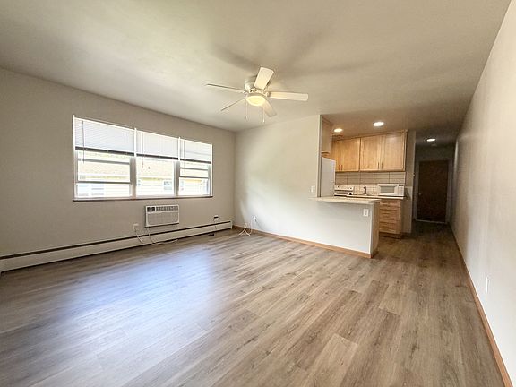 5th image of 1705 Camus Ln