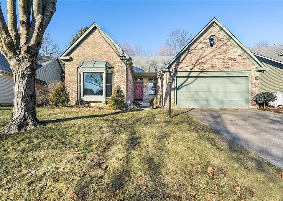 1st image of 10808 Belair Dr