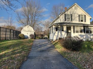 462 Manchester Rd, Auburn, NH 03032