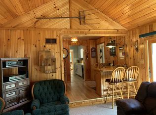 N2745 County Road C, Cambridge, WI 53523