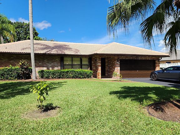 4th image of 1226 NW 111th Avenue