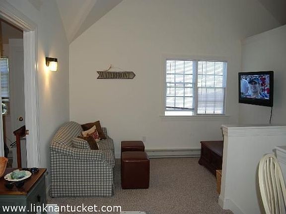 3rd image of 97A Goldfinch Dr