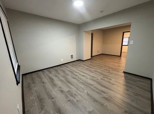 86th,W.3285, Cleveland, OH 44102