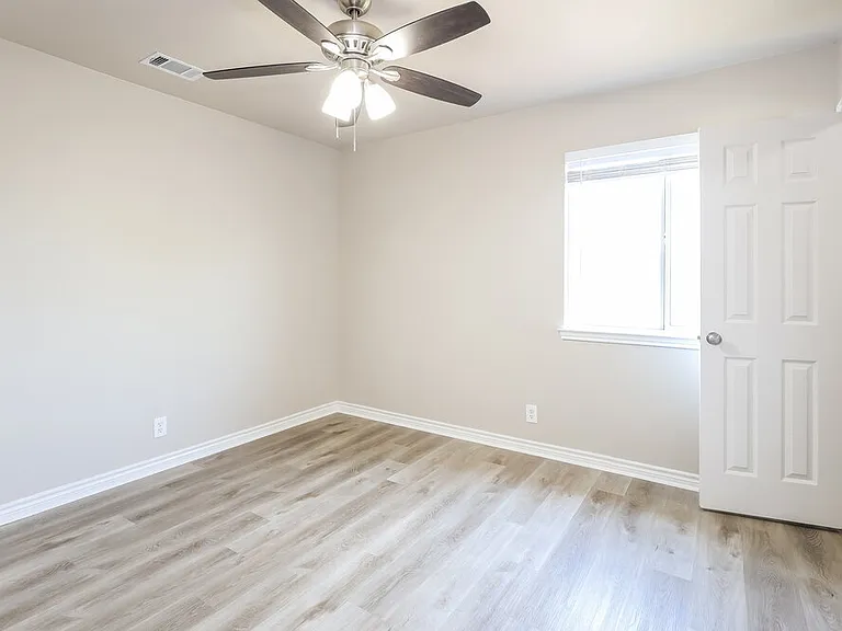 816 Cub Path — Photo 12