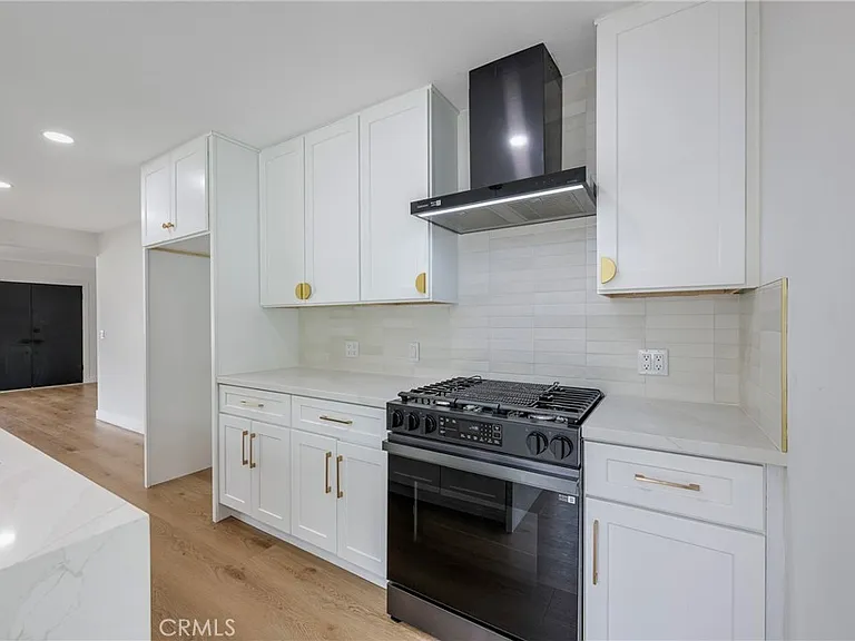 5402 Jefferson St — Photo 34