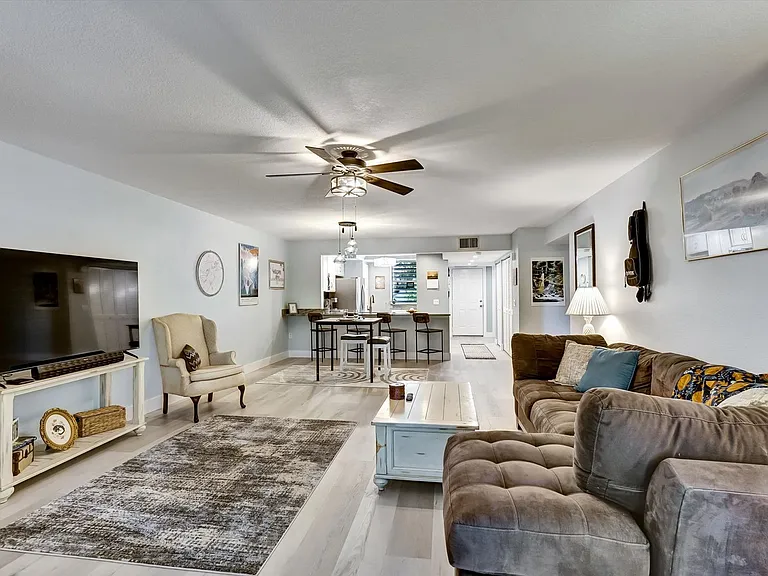 107 Pinehurst Dr #107 — Photo 13