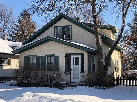3rd image of 3223 41st Ave S