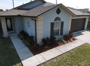 8438 Sun Dr, Port Richey, FL 34668