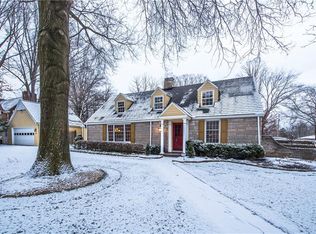 800 12th St, Oakmont, PA