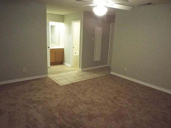 3rd image of 3823 Monmouth Ln