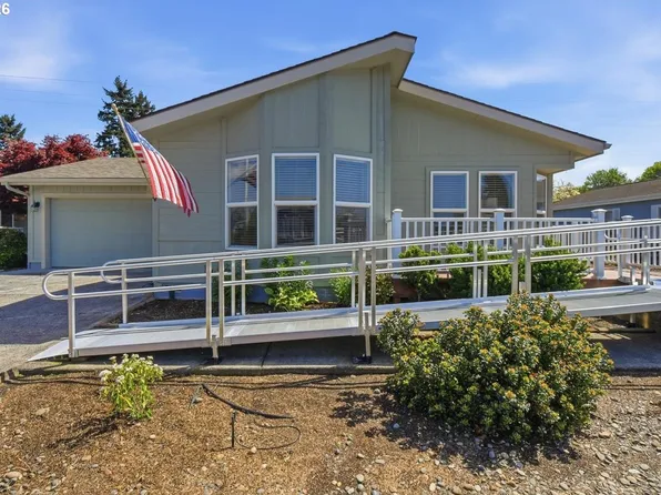 16500 SE 1st St Unit 27, Vancouver, WA 98684