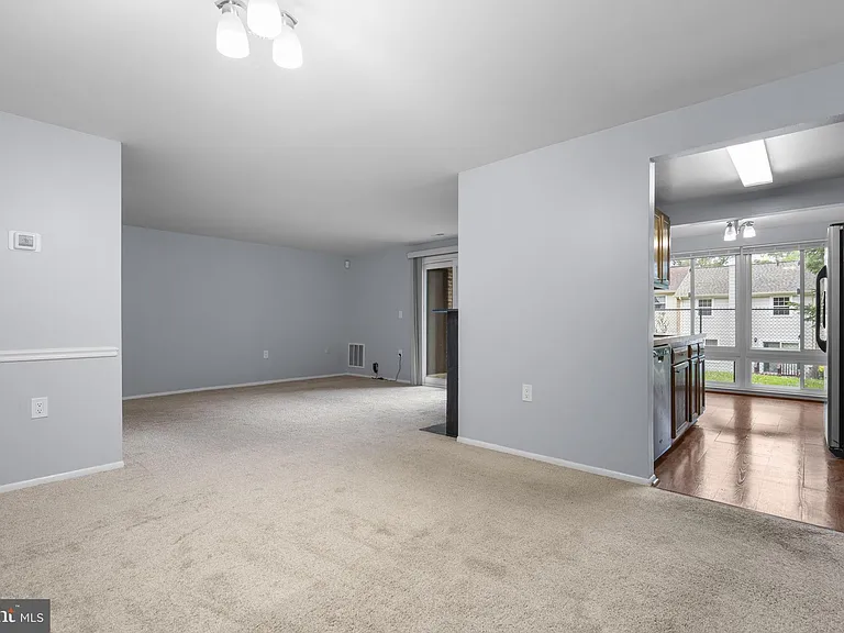 18050 Chalet Dr #14103 — Photo 11