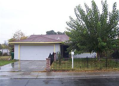 1st image of 3251 Belleview St