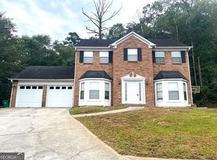 2600 Waterfall Ct, Ellenwood, GA 30294