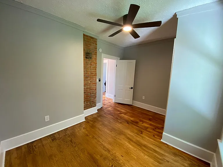 35 E Arcadia Ave — Photo 21