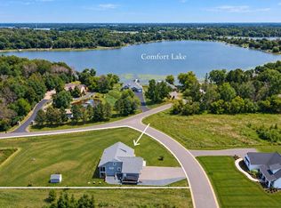 7592 255th St, Wyoming, MN 55092
