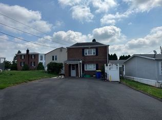 560 N Pine St APT A, Middletown, PA 17057