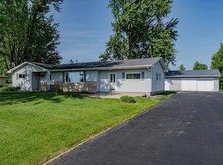 14218 Minnich Rd, Hoagland, IN 46745