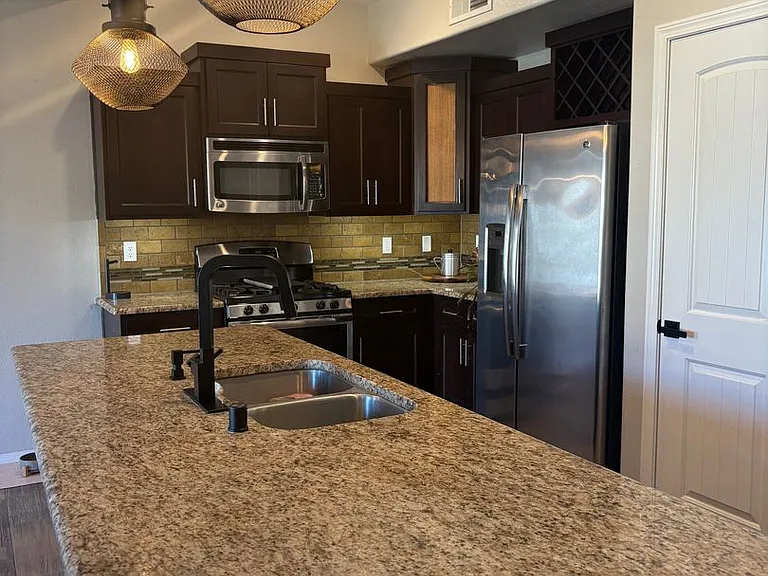 2141 Carlos Leon Pl — Photo 16