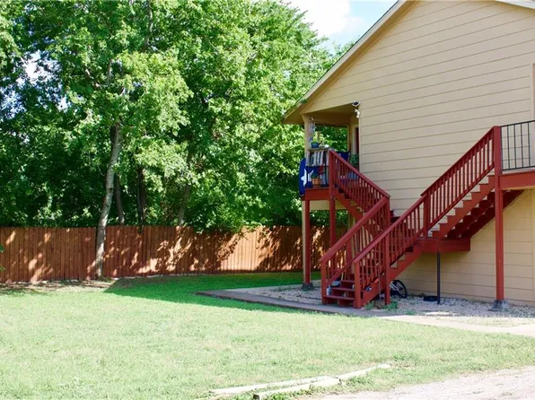 1642 Post Rd, San Marcos, TX 78666