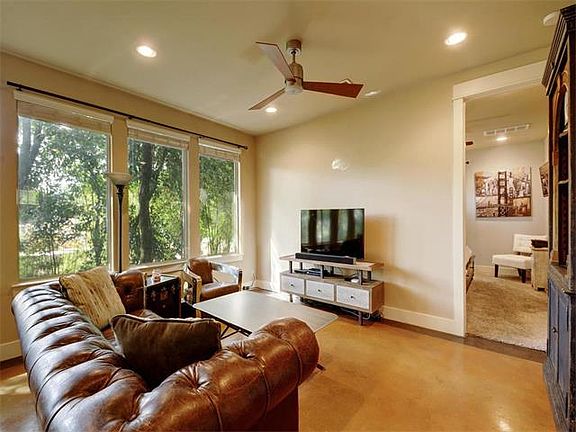 3rd image of 1312 Woodland Ave #A