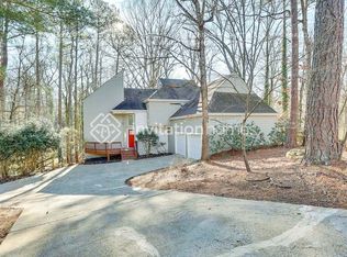 2402 Oakrill Way, Marietta, GA 30062