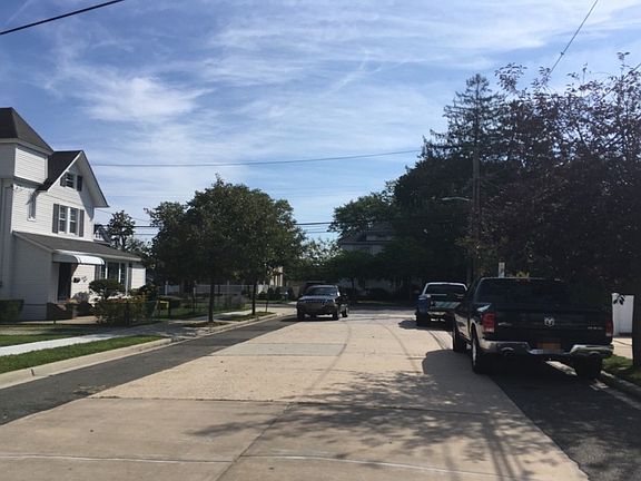 4th image of 41 Jefferson Ave
